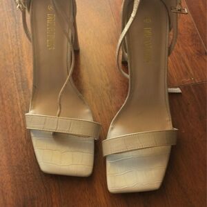 Dream Pairs Cream Strappy Heels